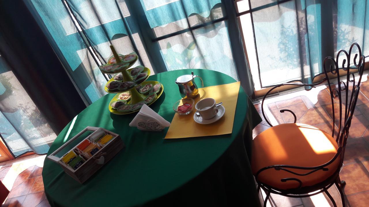 Bed & Breakfast Scogli Bianchi 3*